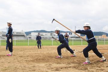 優勝した久世分団による小型ポンプ操法